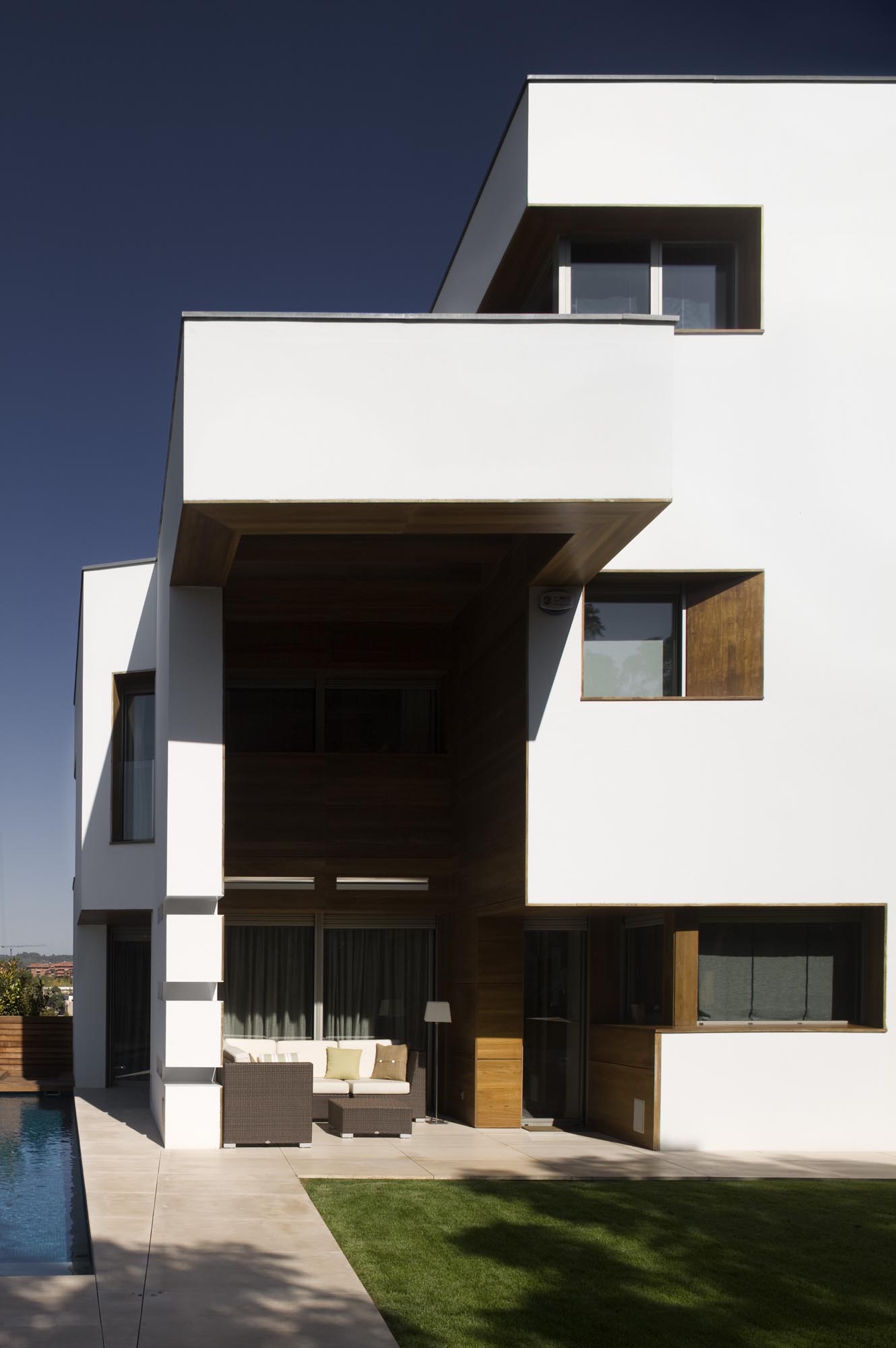 CASA BLANCH 003